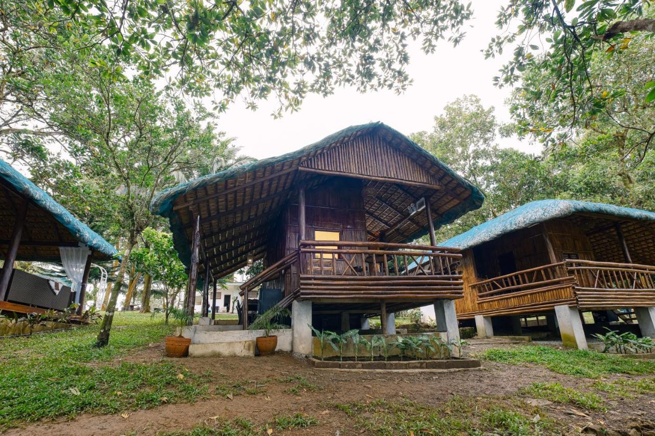 Almost Heaven Lake Resort By Cocotel Cavinti エクステリア 写真