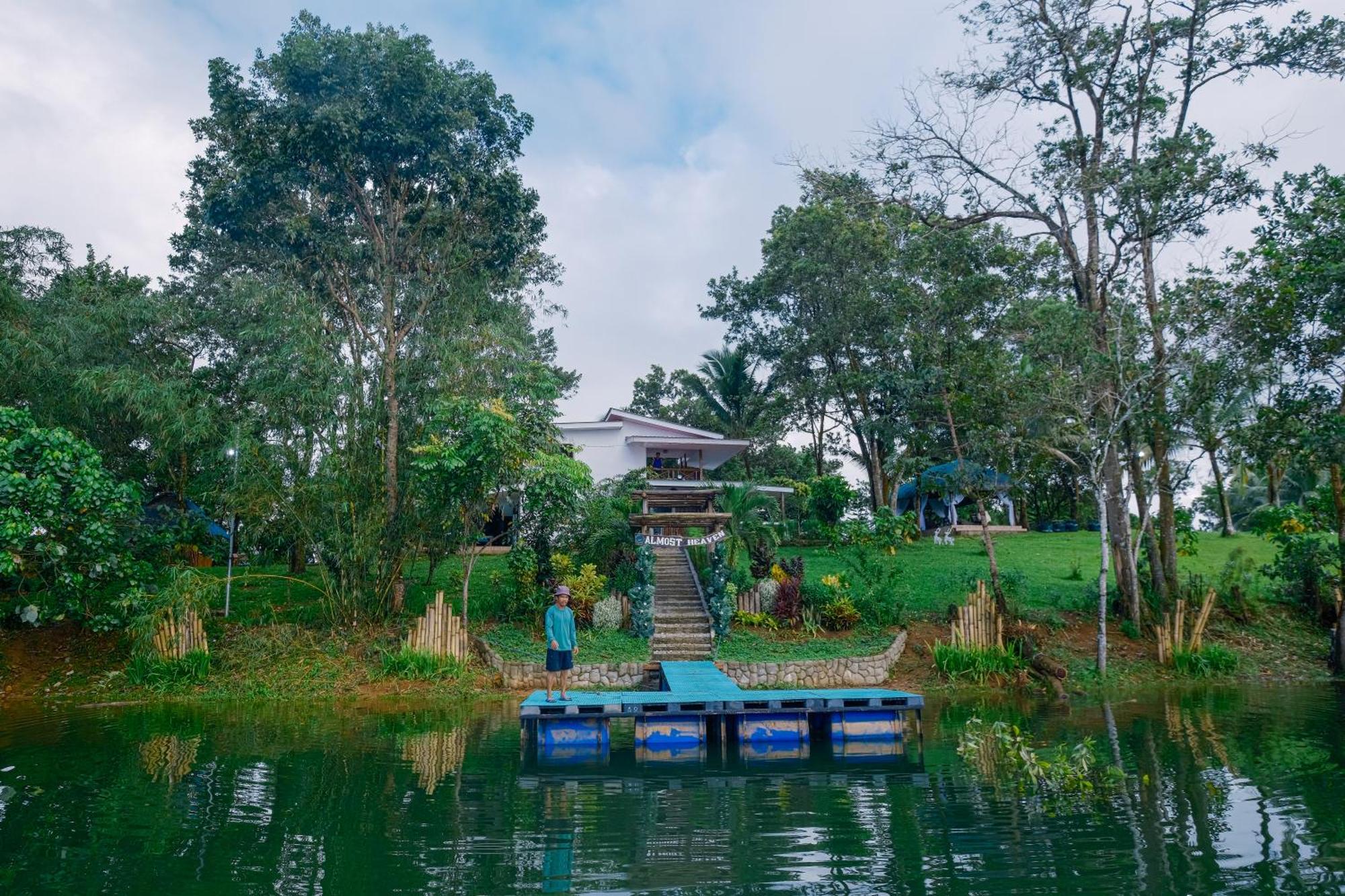 Almost Heaven Lake Resort By Cocotel Cavinti エクステリア 写真
