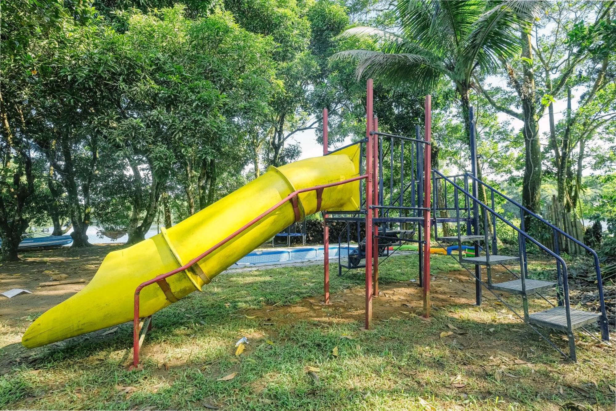 Almost Heaven Lake Resort By Cocotel Cavinti エクステリア 写真